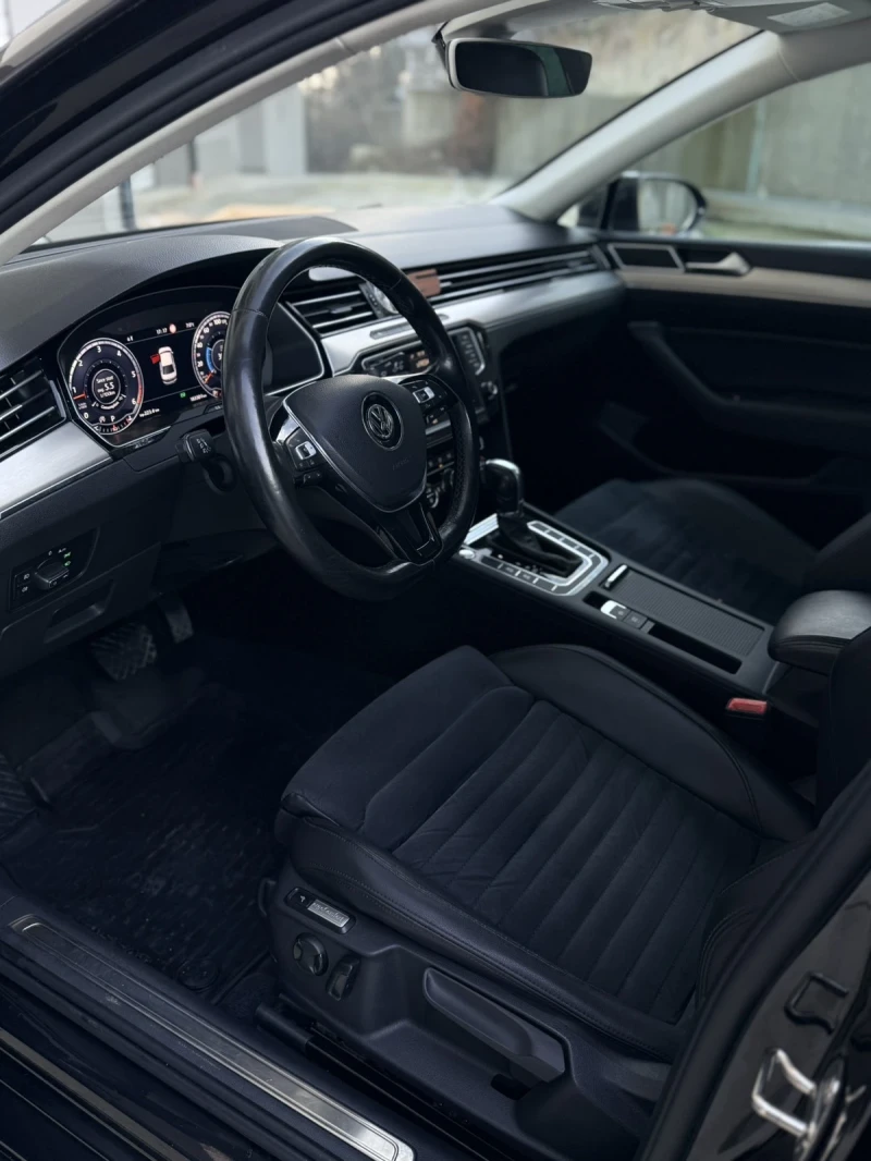 VW Passat, снимка 7 - Автомобили и джипове - 53568827