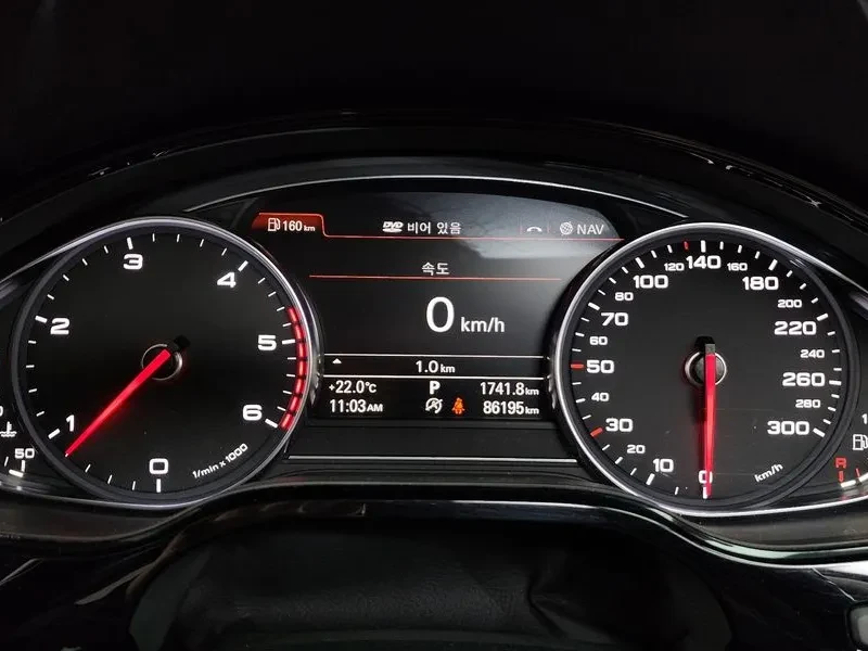 Audi A8 3.0 TDI Quattro, снимка 8 - Автомобили и джипове - 55097966