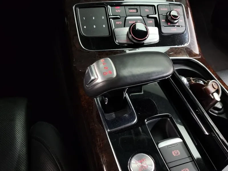 Audi A8 3.0 TDI Quattro, снимка 9 - Автомобили и джипове - 55097966