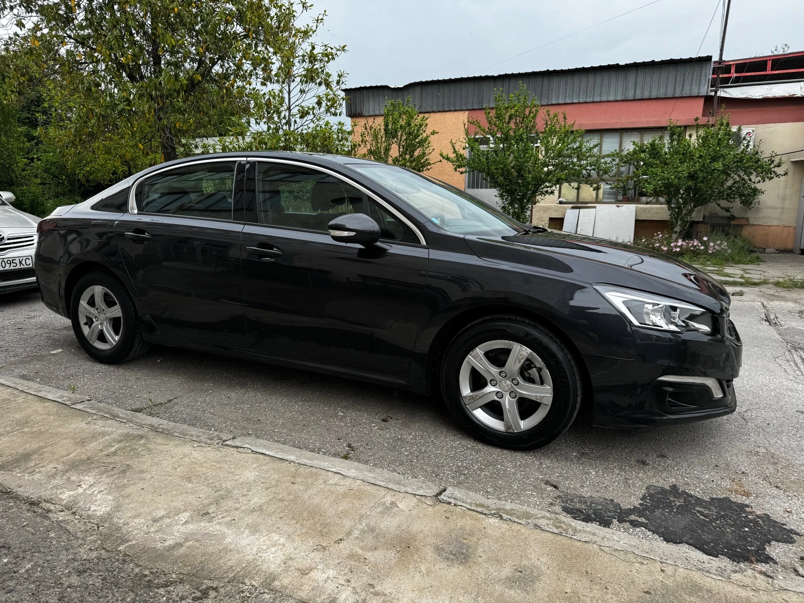 Peugeot 508 2.0 HDI Alure - изображение 8