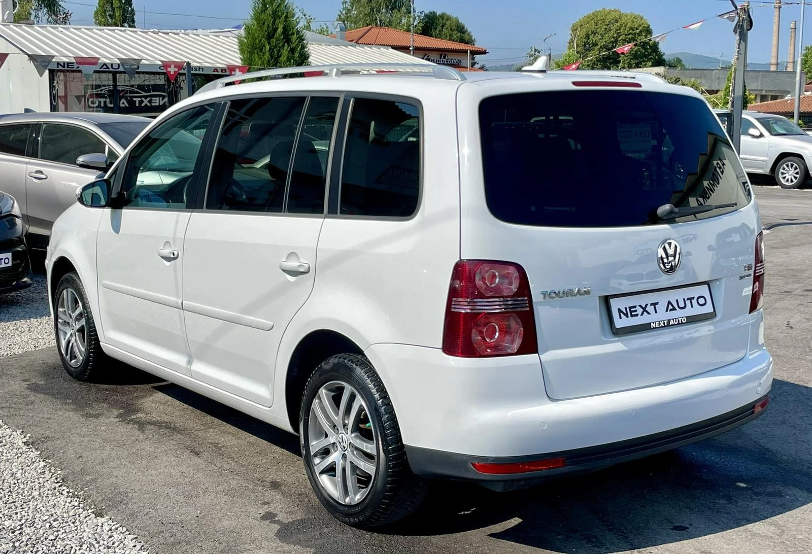 VW Touran ECOFUEL DSG NAVI - изображение 7