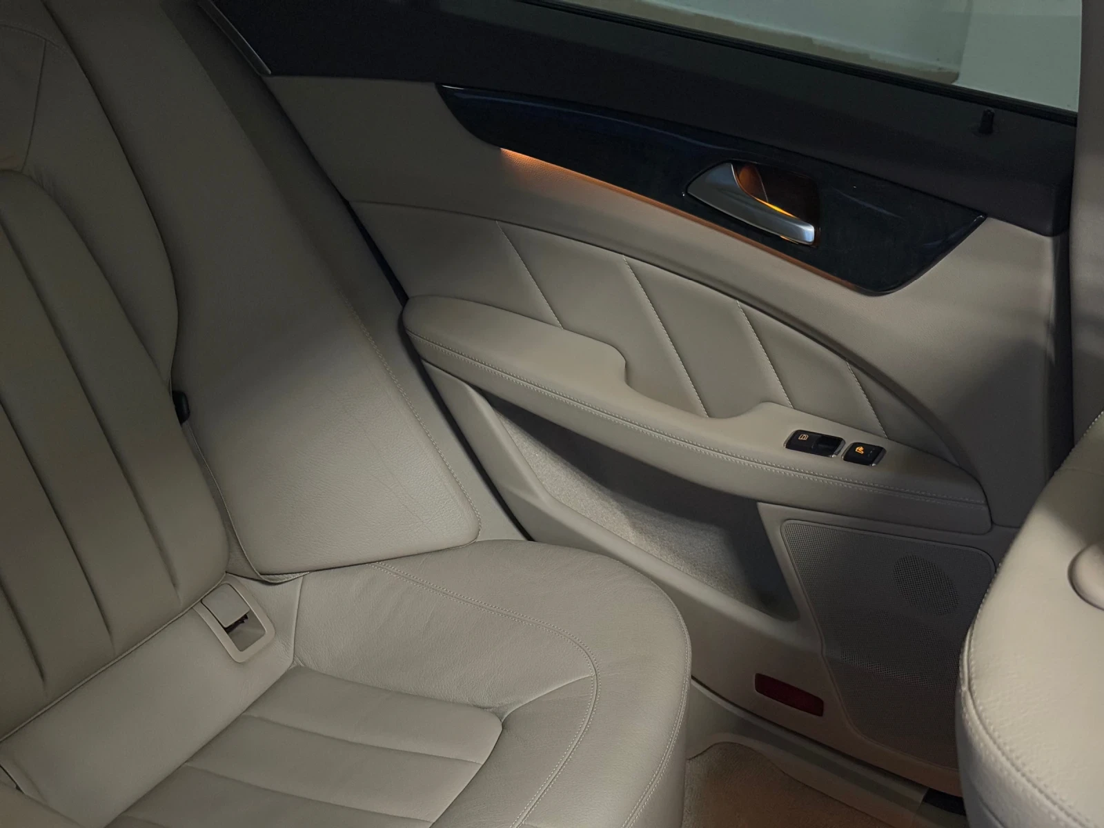 Mercedes-Benz CLS 500 Mercedes Benz CLS500 AMGstyle   | Mobile.bg   13