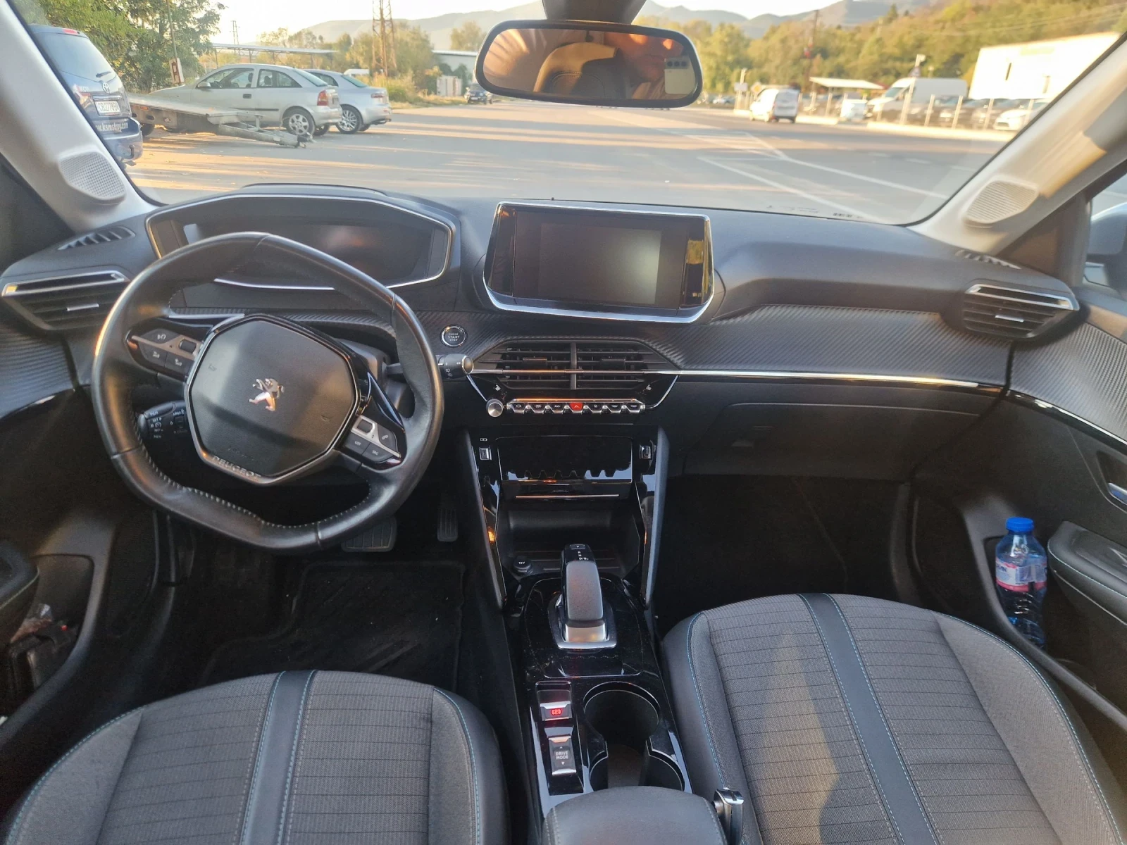 Peugeot 208 50 kWh 3D i-Cockpit | Mobile.bg   11