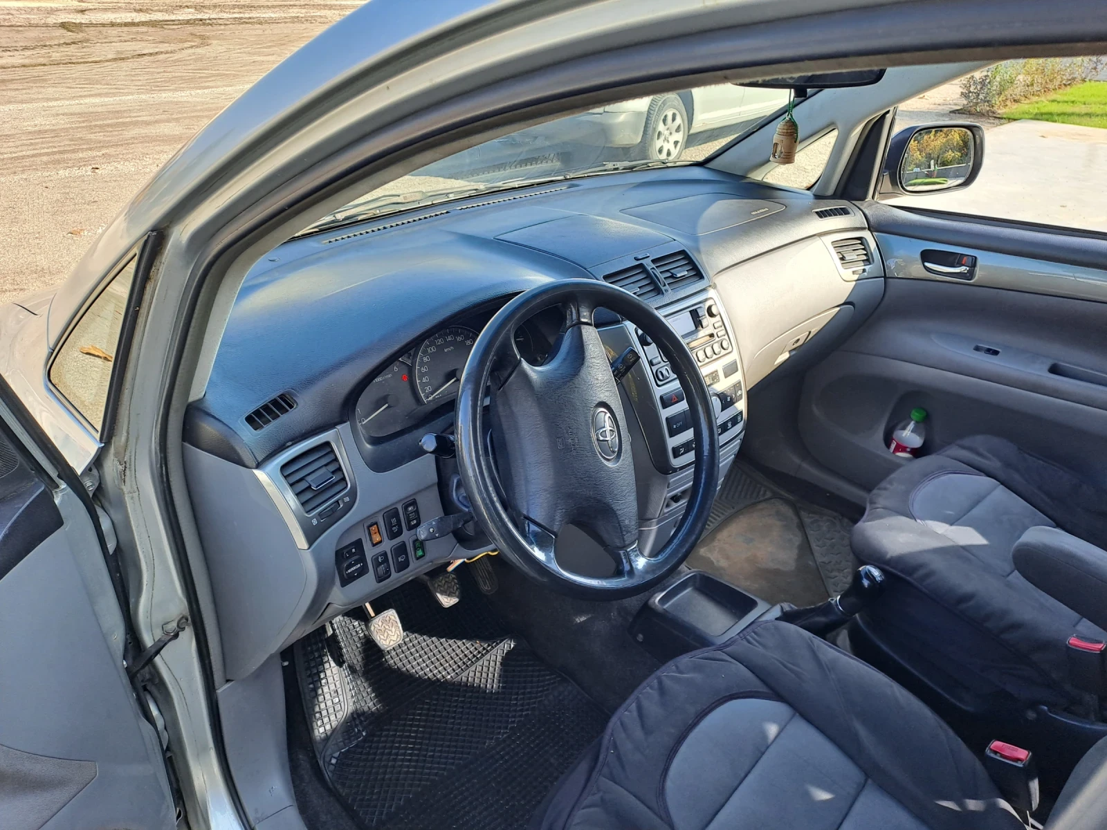 Toyota Avensis verso | Mobile.bg — изображение 4