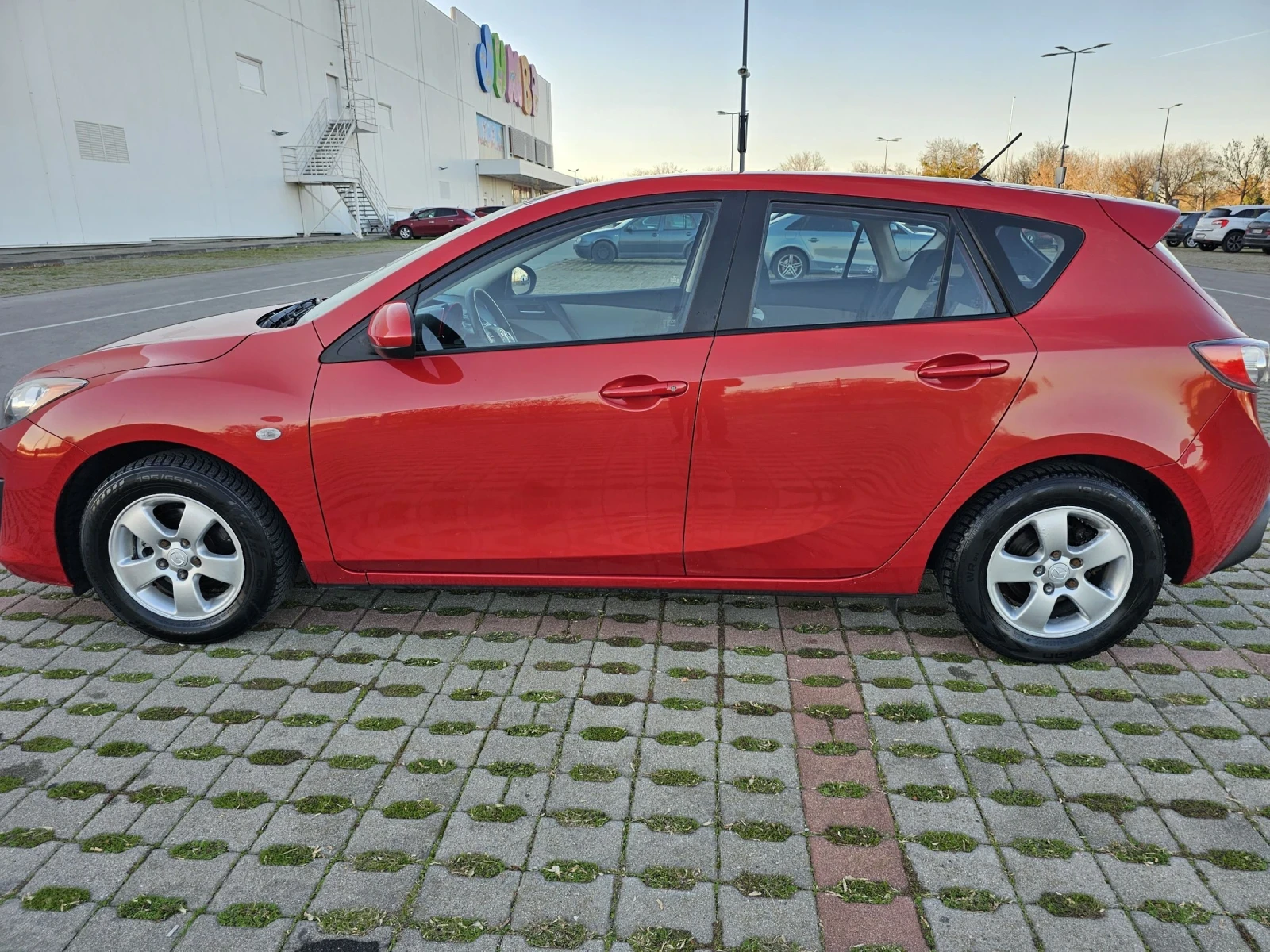 Mazda 3 1.6i 105k.c TX PLUS - изображение 7