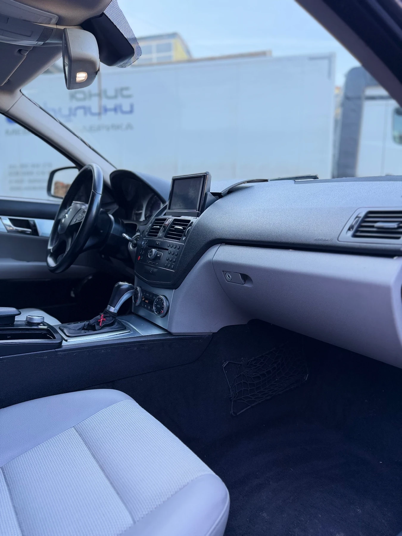 Mercedes-Benz C 350 Avantgarde  - изображение 10