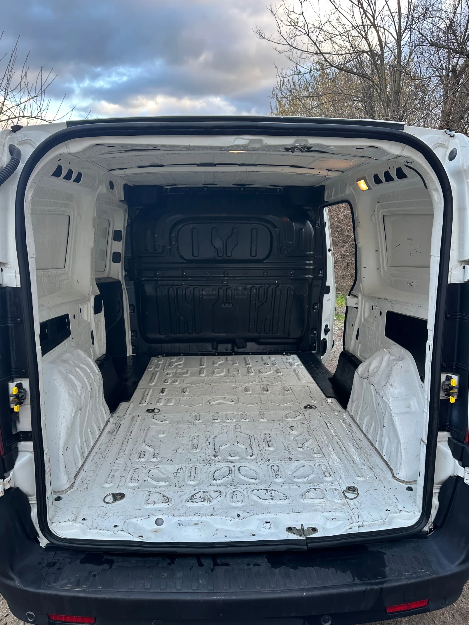 Fiat Doblo 1.4i CNG �������� �����! MAXI 2+ 1����� | Mobile.bg � ����������� 7