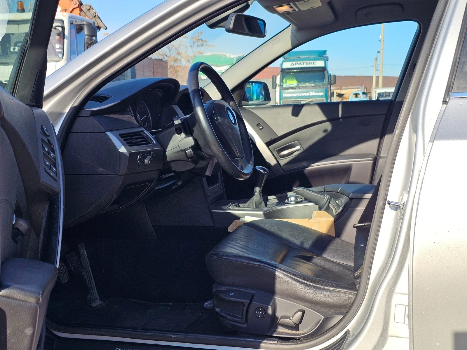 BMW 525 М54 192кс 1 собственик 2 комплекта гуми и джанти, снимка 7 - Автомобили и джипове - 53757026