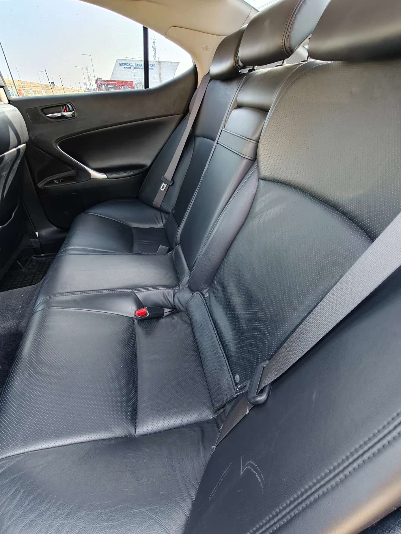 Lexus IS 220d, снимка 5 - Автомобили и джипове - 53906404