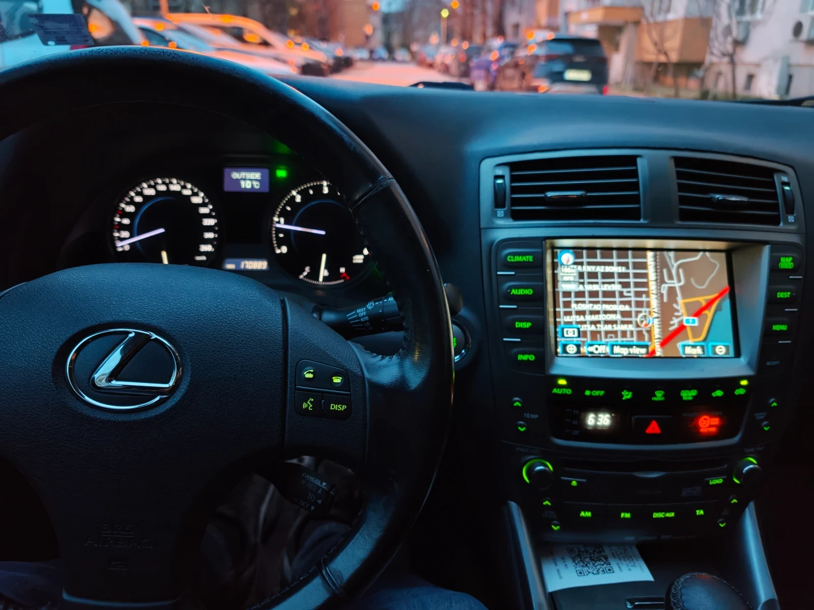 Lexus IS 220d, снимка 9 - Автомобили и джипове - 53906404