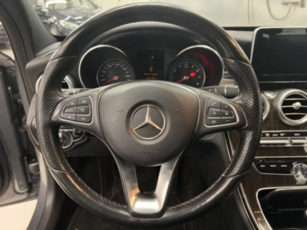 Mercedes-Benz C 300 АвтоКредит* (ЦЕНА ДО БГ), снимка 8 - Автомобили и джипове - 53999795