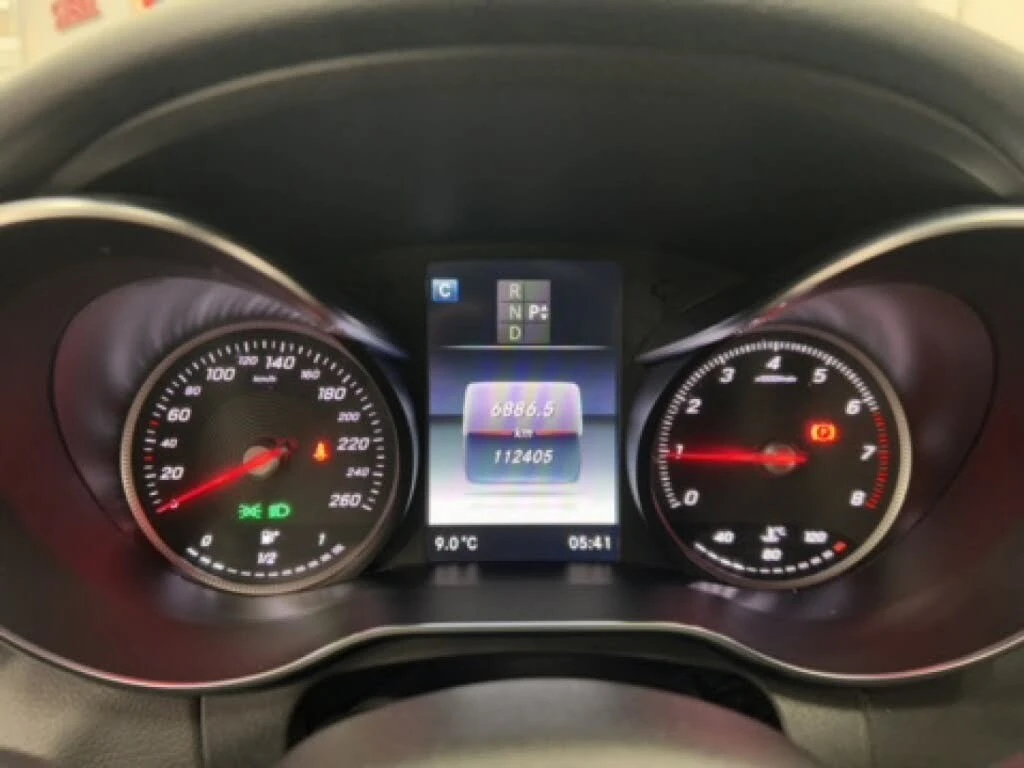 Mercedes-Benz C 300 АвтоКредит* (ЦЕНА ДО БГ), снимка 9 - Автомобили и джипове - 53999795