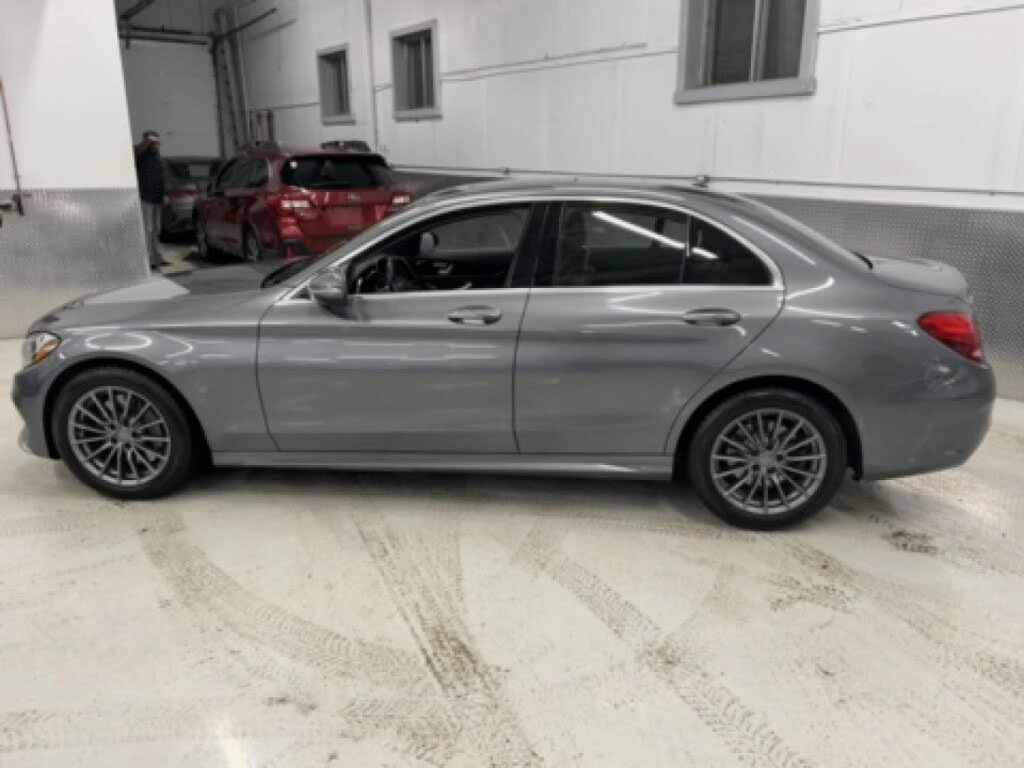 Mercedes-Benz C 300 АвтоКредит* (ЦЕНА ДО БГ)