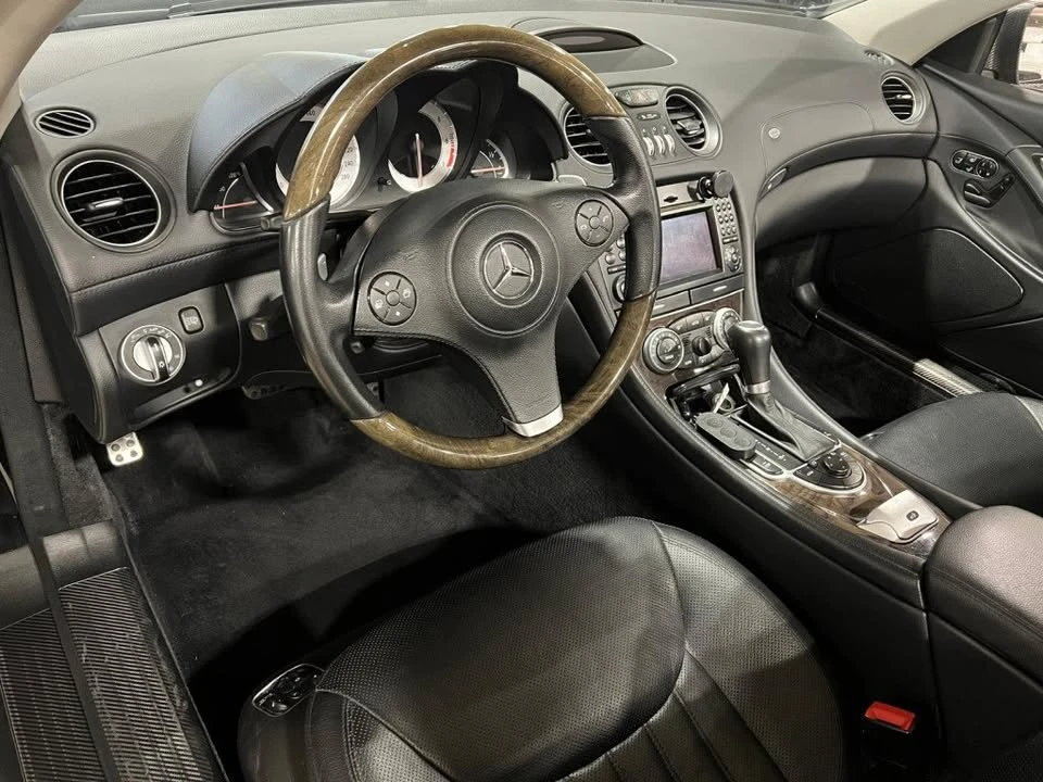 Mercedes-Benz SL 500 * MATTE BLACK* HARMAN KARDON* AMG PKG* , снимка 12 - Автомобили и джипове - 54249440