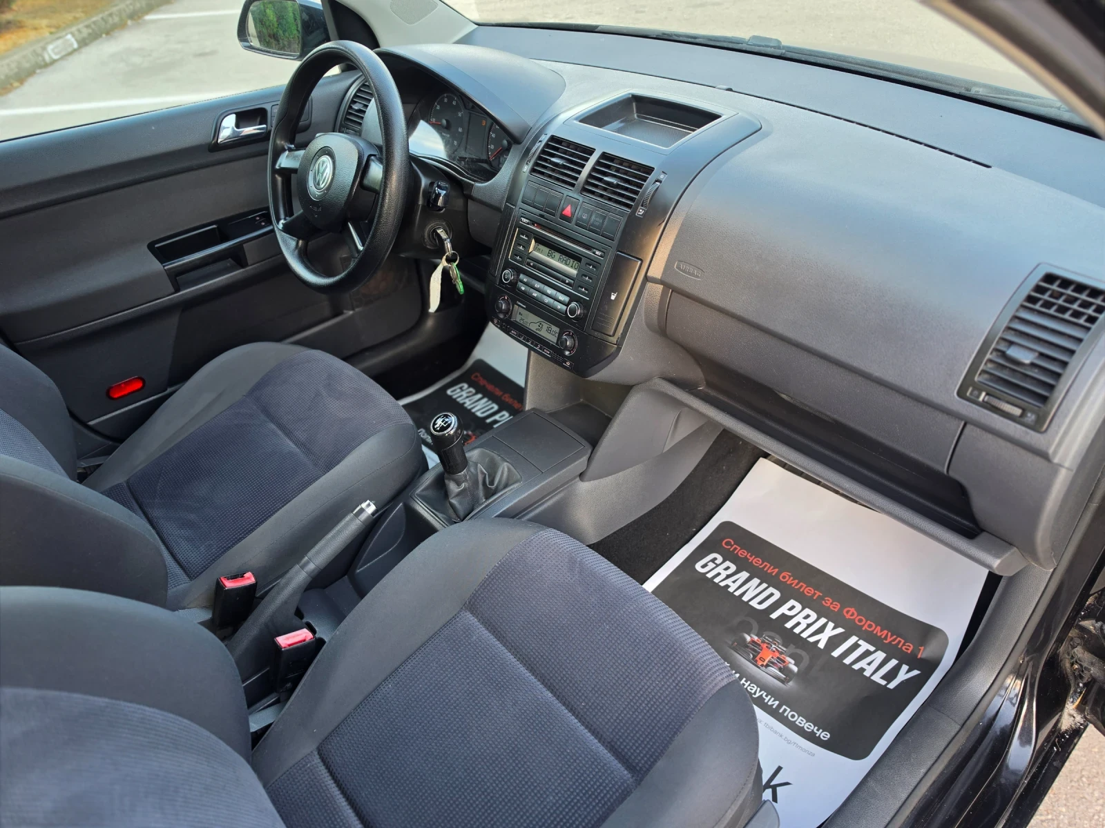 VW Polo 1.2i 64hp * КЛИМАТРОНИК * EURO 4 * , снимка 8 - Автомобили и джипове - 54663530