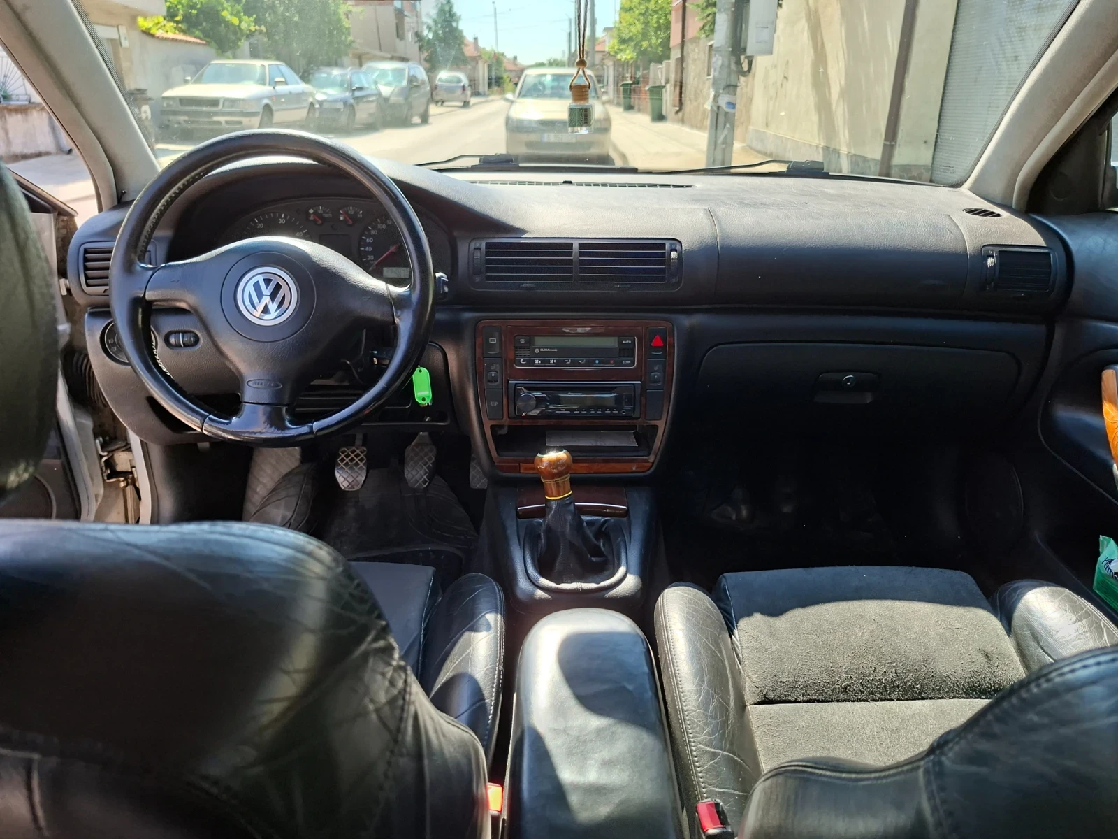 VW Passat, снимка 10 - Автомобили и джипове - 54806999