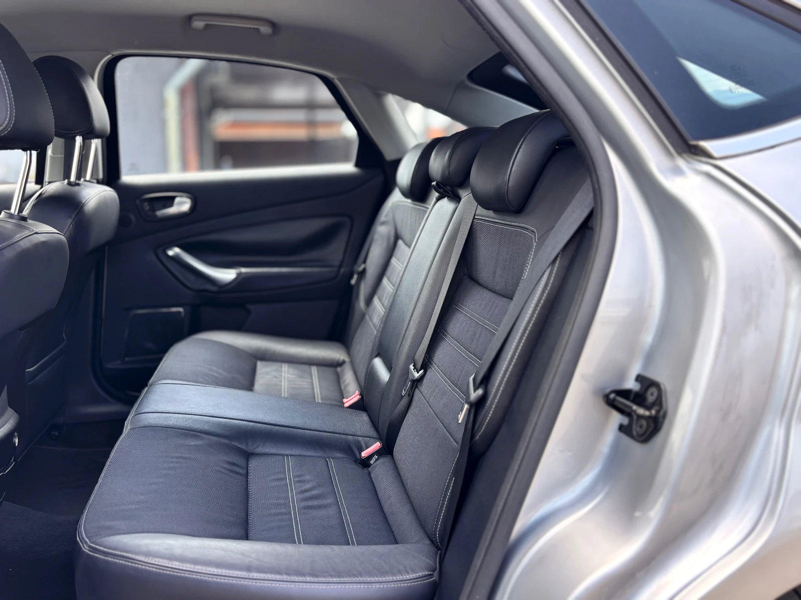 Ford Mondeo, снимка 14 - Автомобили и джипове - 54848238