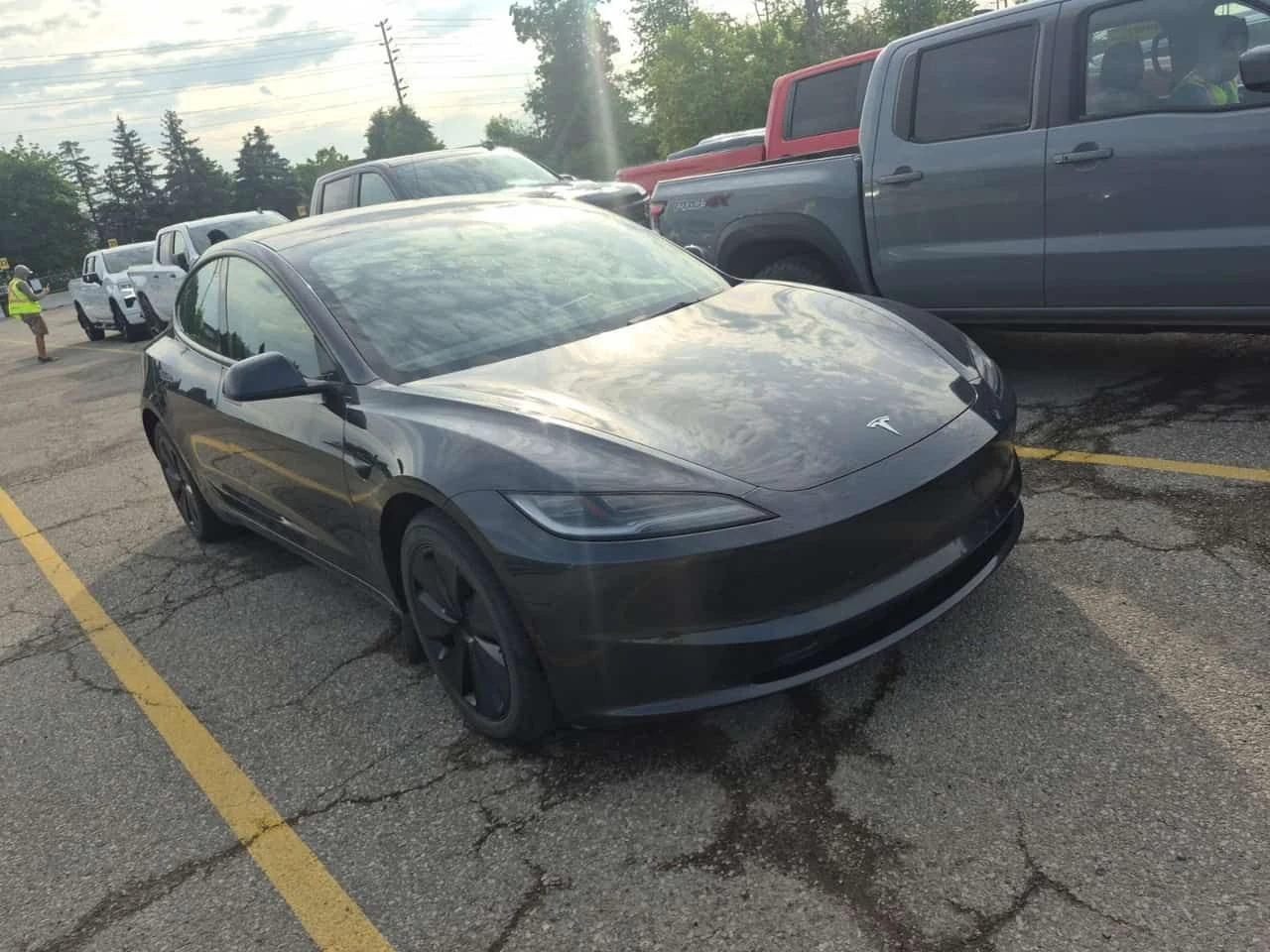 Tesla Model 3  PREMIUM| PANO| ОБДУХВАНЕ| 2 KЛЮЧА| , снимка 2 - Автомобили и джипове - 54868657