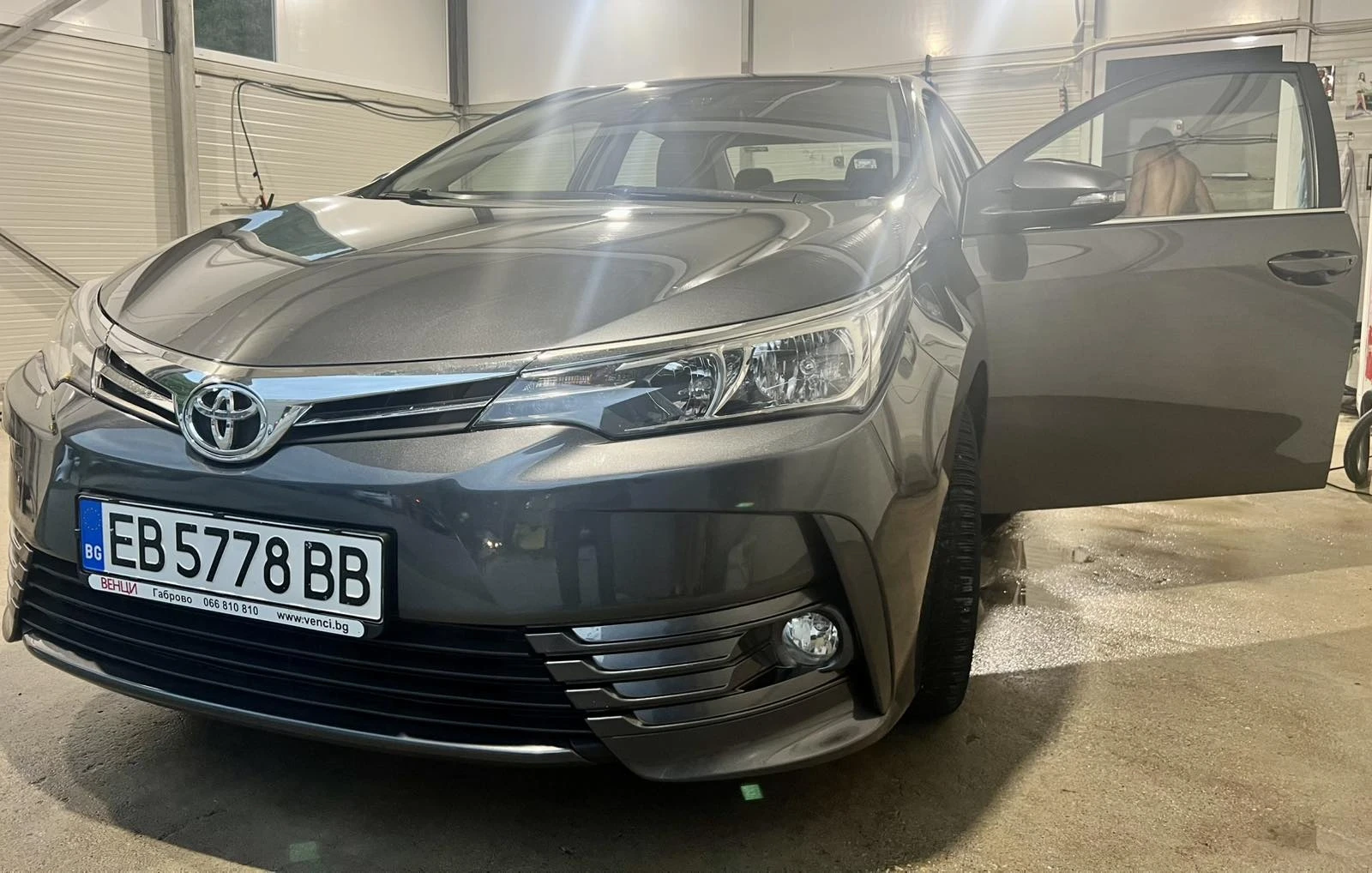 Toyota Corolla, снимка 3 - Автомобили и джипове - 54990708
