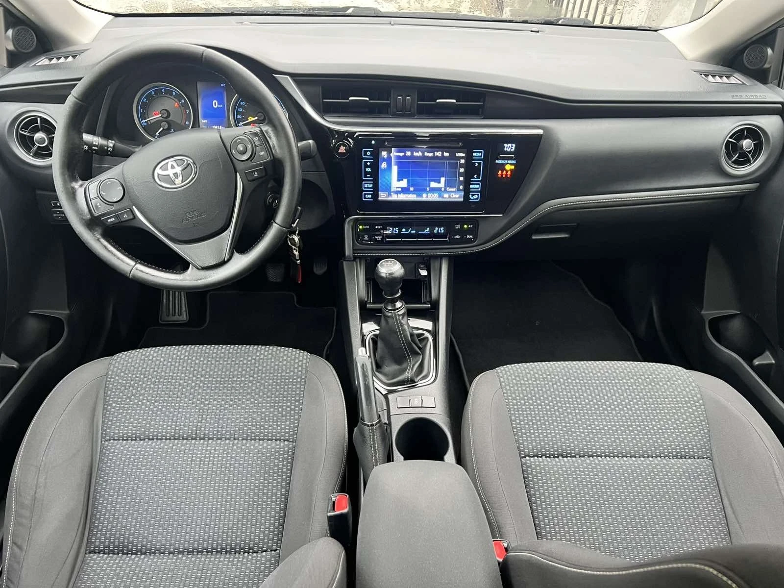Toyota Corolla, снимка 6 - Автомобили и джипове - 54990708