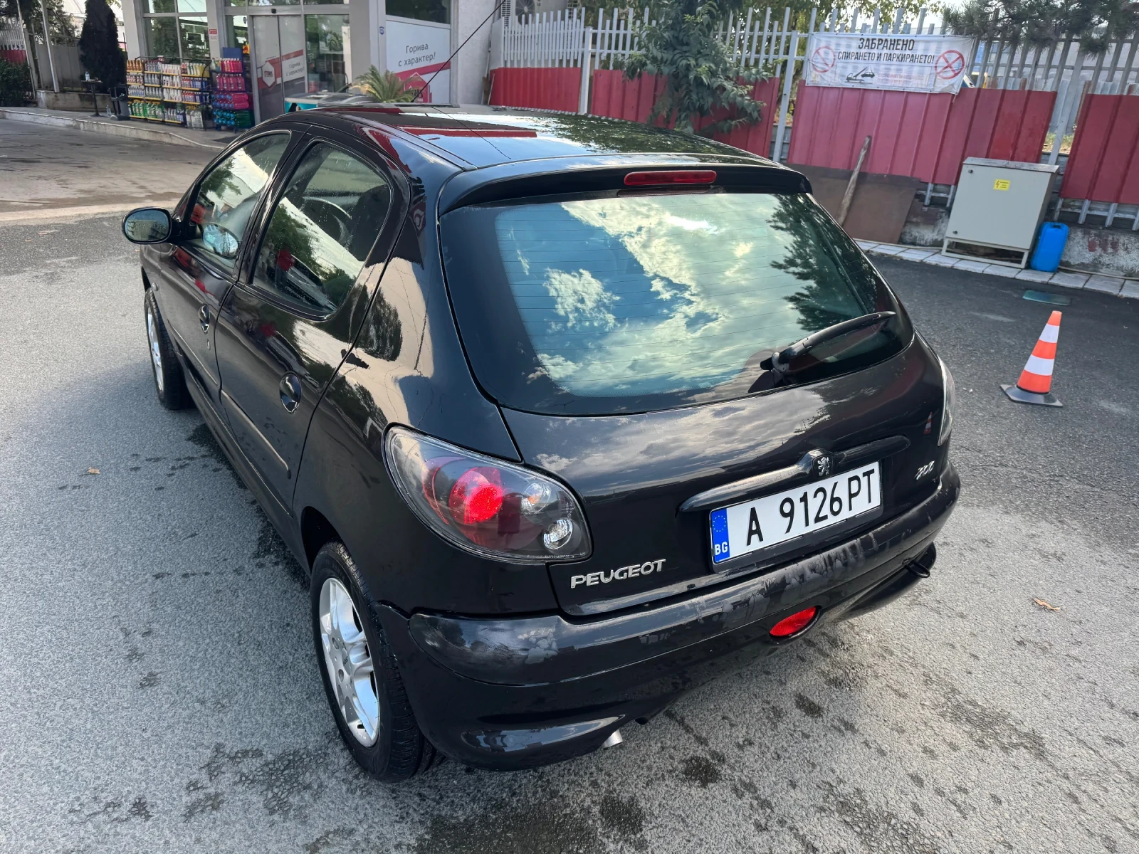 Peugeot 206 1.4 i, снимка 4 - Автомобили и джипове - 55266091