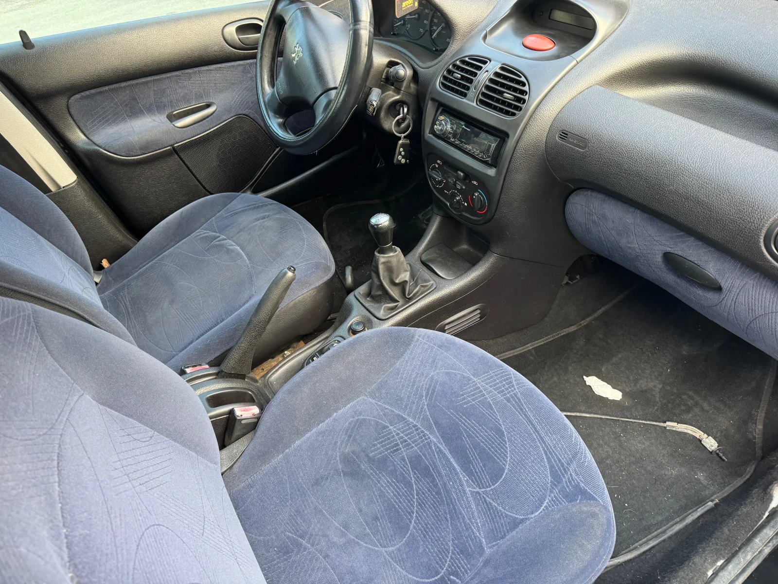 Peugeot 206 1.4 i, снимка 12 - Автомобили и джипове - 55266091