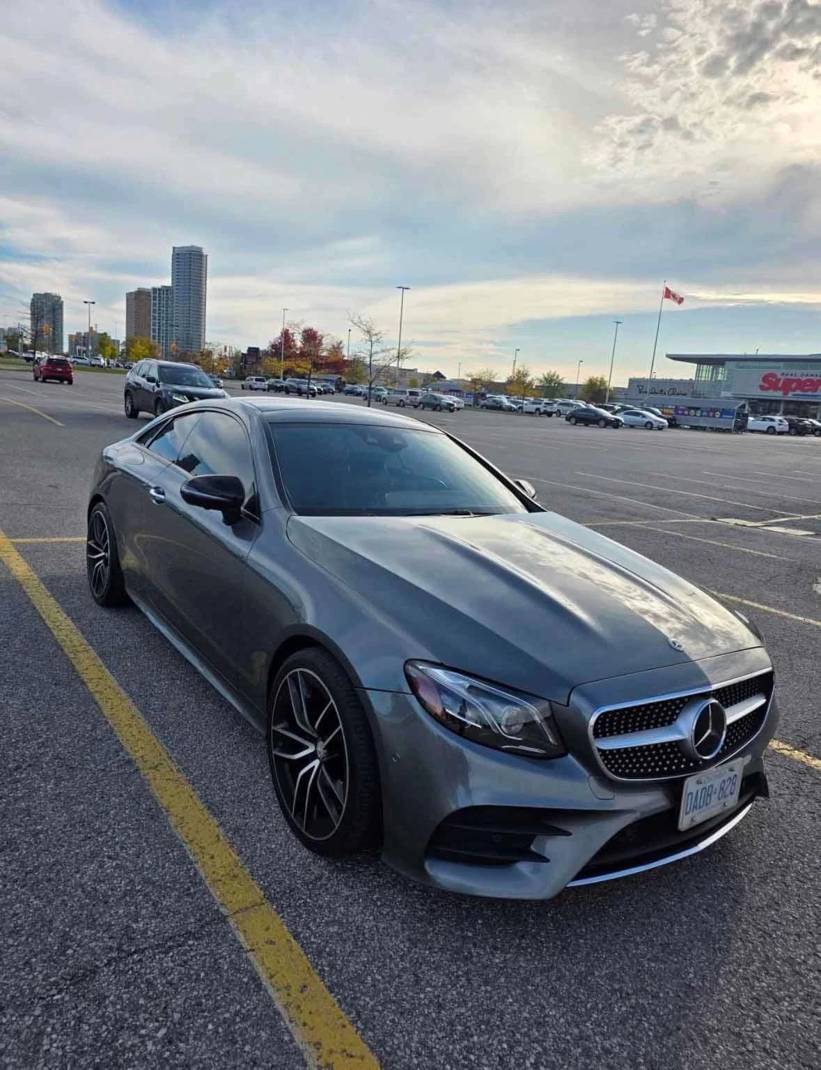 Mercedes-Benz E 400 COUPE * AMG PACK* ДИСТРОНИК* 360 КАМЕРА* BURMESTER, снимка 2 - Автомобили и джипове - 55614251