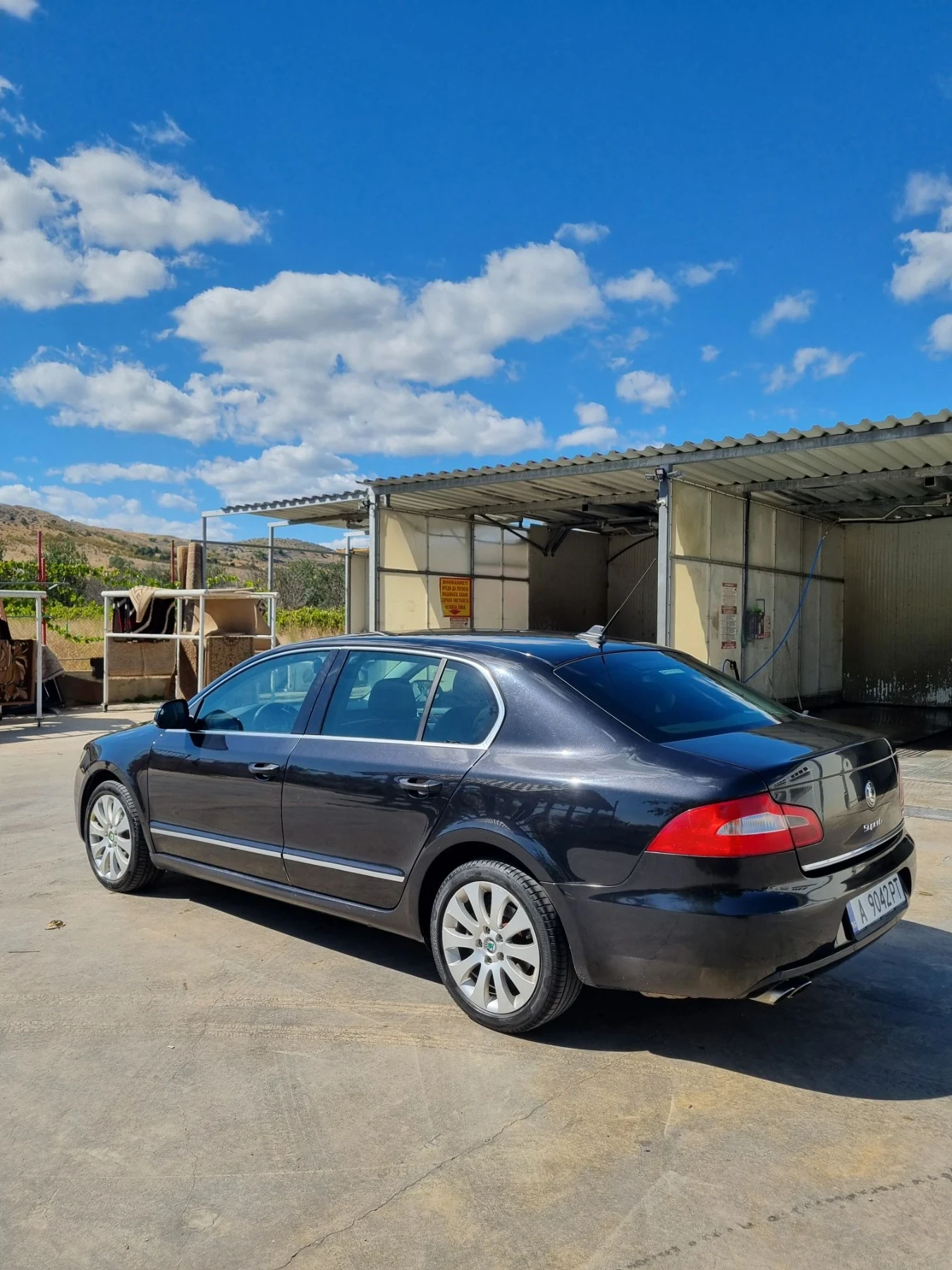 Skoda Superb 2.0tdi 140коня DSG Автоматик, снимка 3 - Автомобили и джипове - 55989938