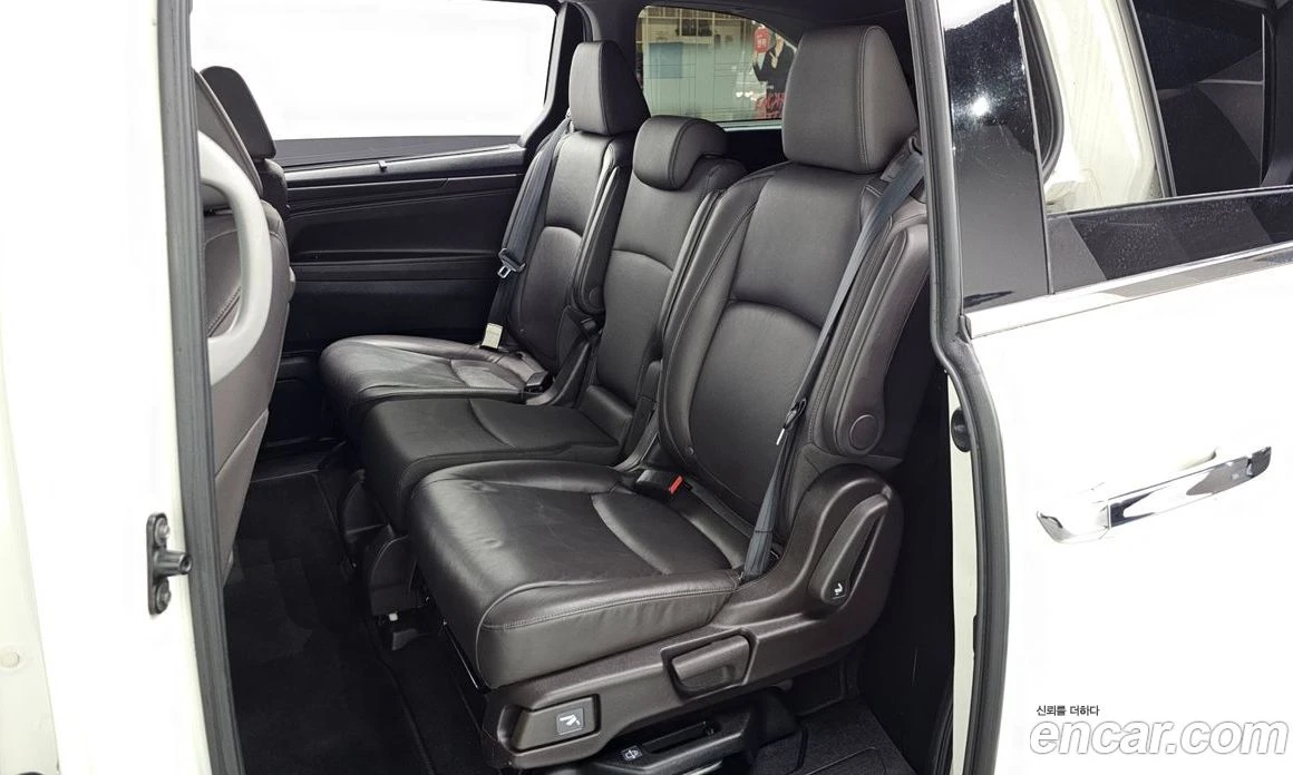 Honda Odyssey 3.5 5th, снимка 12 - Автомобили и джипове - 56122920