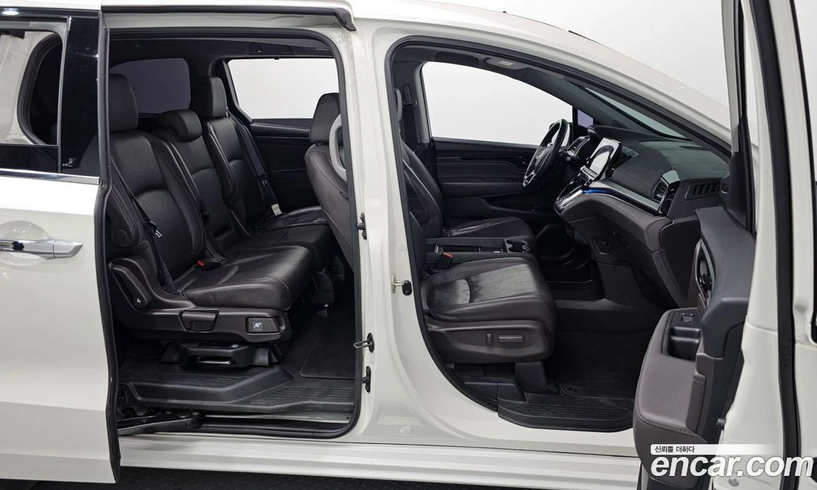 Honda Odyssey 3.5 5th, снимка 11 - Автомобили и джипове - 56122920