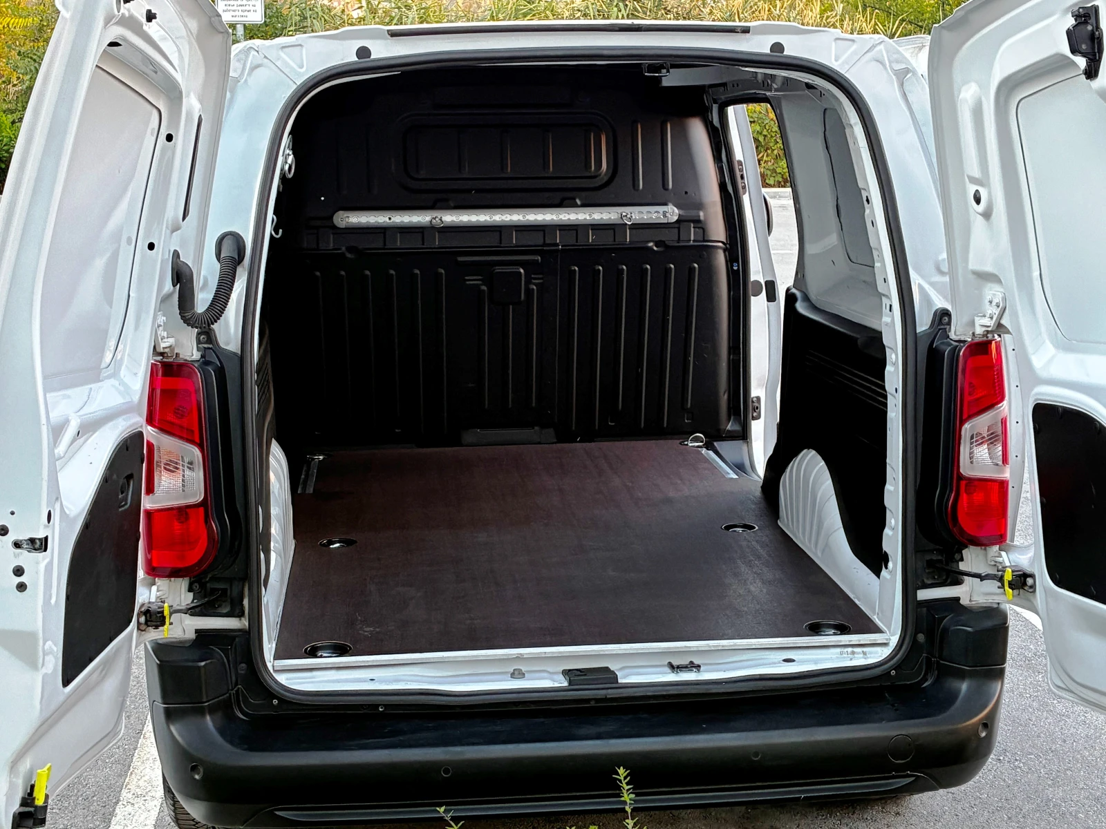 Fiat Doblo 1.5D Дълга база! Обслужен!, снимка 5 - Автомобили и джипове - 56429070