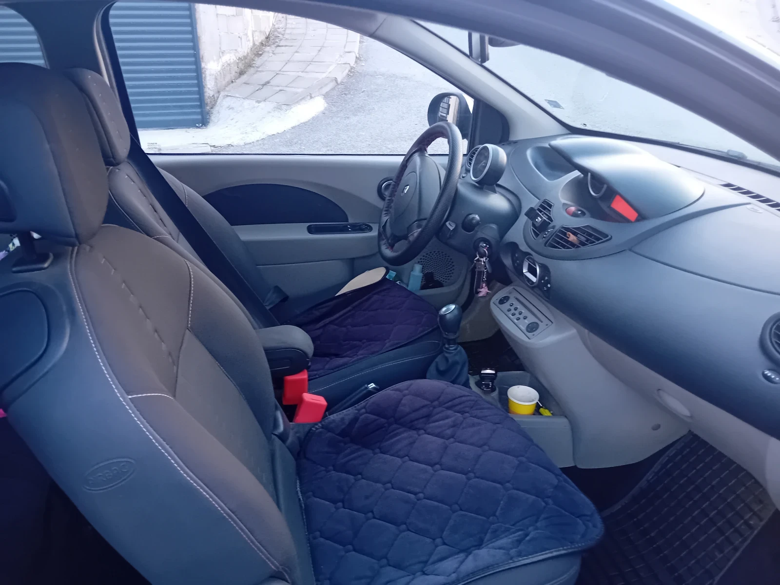 Renault Twingo, снимка 9 - Автомобили и джипове - 56729081