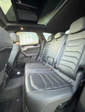 VW Touareg 3.0 R-Line, снимка 12