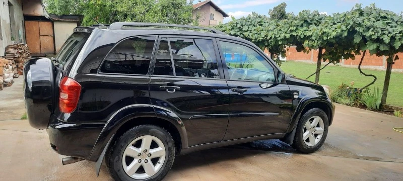 Toyota Rav4, снимка 3 - Автомобили и джипове - 46357167