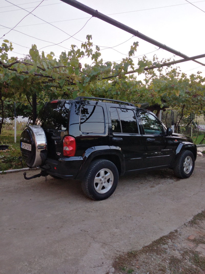 Jeep Cherokee 2.8crd, снимка 2 - Автомобили и джипове - 46756573