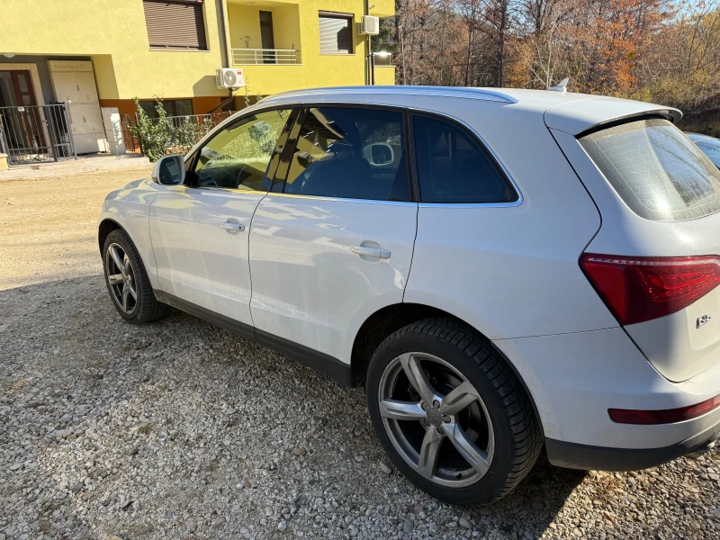 Audi Q5 3.0TDI, снимка 5 - Автомобили и джипове - 48113808