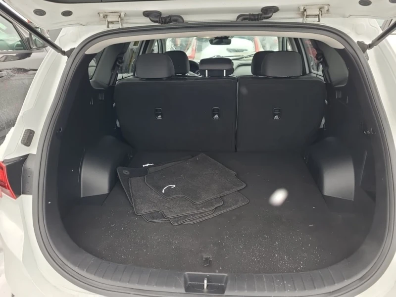 Hyundai Santa fe ESSENTIAL | CARFAX | ПОДГРЕВ СЕДАЛКИ И ВОЛАН, снимка 13 - Автомобили и джипове - 53372844