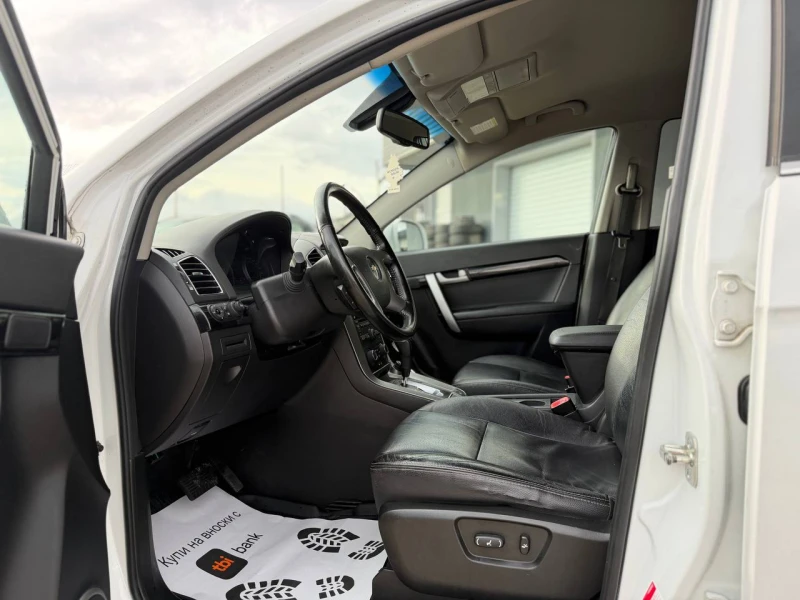 Chevrolet Captiva 2.2VCDi АВТОМАТИК 7МЕСТА 4x4 NAVI, снимка 9 - Автомобили и джипове - 53375144