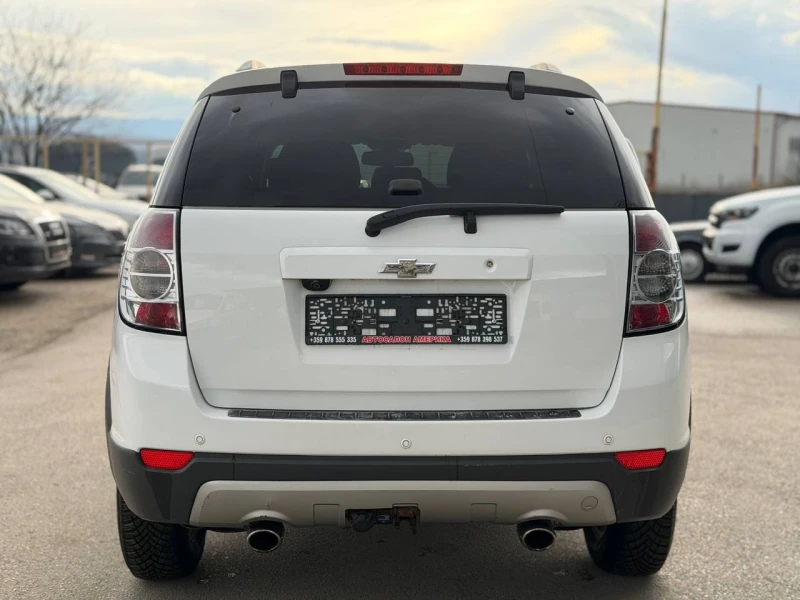 Chevrolet Captiva 2.2VCDi АВТОМАТИК 7МЕСТА 4x4 NAVI, снимка 5 - Автомобили и джипове - 53375144