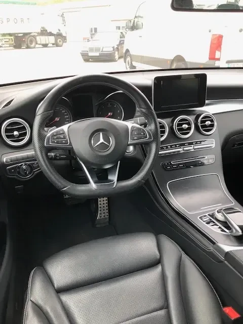 Mercedes-Benz GLC 220, снимка 7 - Автомобили и джипове - 47353957