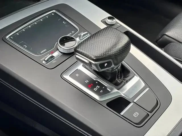 Audi Q5 / Progressiv S Line / quattro AWD / 360  / CARFAX , снимка 15 - Автомобили и джипове - 53362735