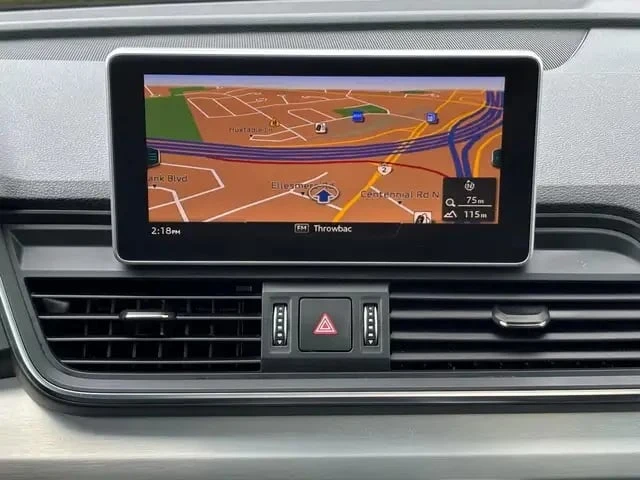 Audi Q5 / Progressiv S Line / quattro AWD / 360  / CARFAX , снимка 10 - Автомобили и джипове - 53362735