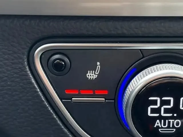 Audi Q5 / Progressiv S Line / quattro AWD / 360  / CARFAX , снимка 14 - Автомобили и джипове - 53362735