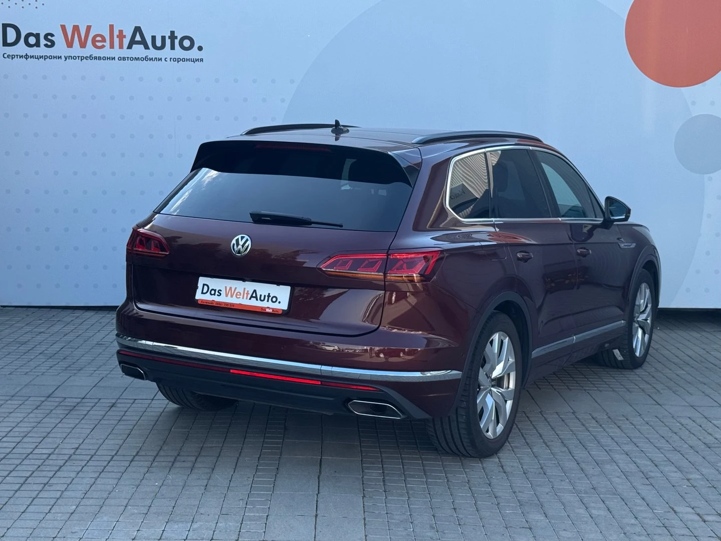 VW Touareg V8 TDI BMT 4MOTION - изображение 2