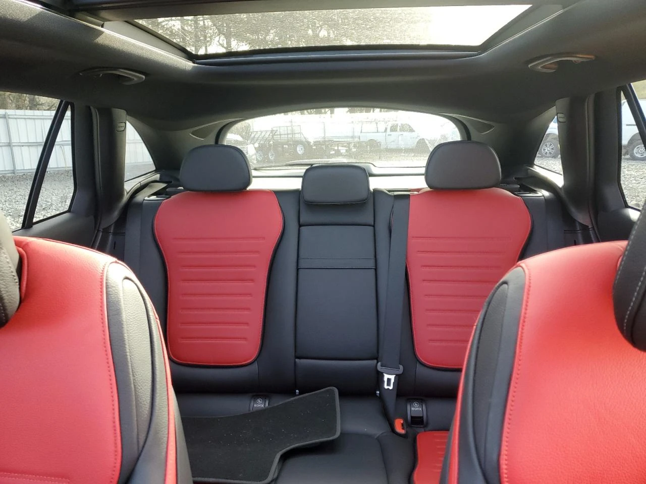 Mercedes-Benz GLE 43 AMG  - изображение 10