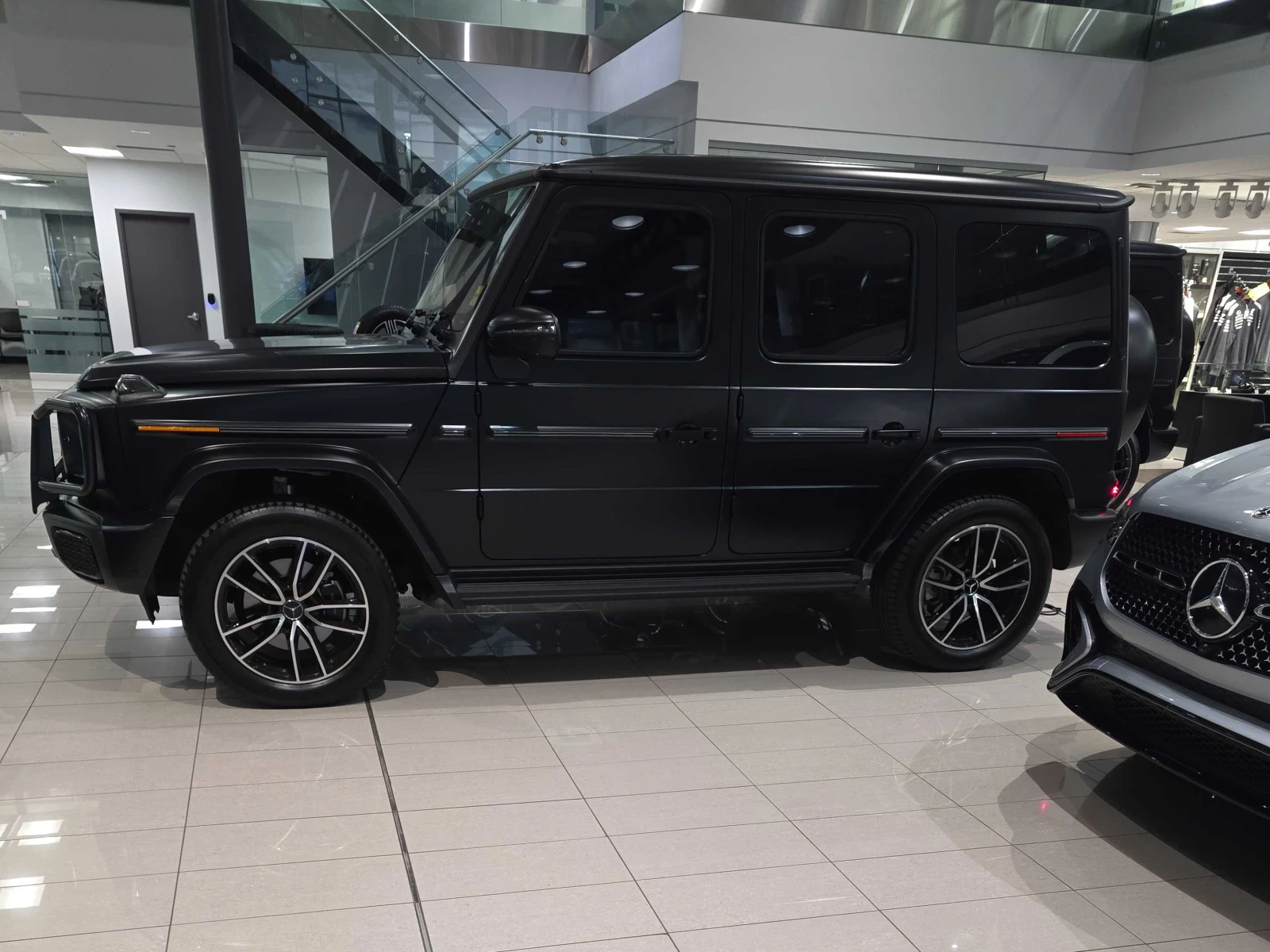 Mercedes-Benz G * 550* CARFAX * БЕЗ ПЪРВОНАЧАЛНА ВНОСКА - изображение 4