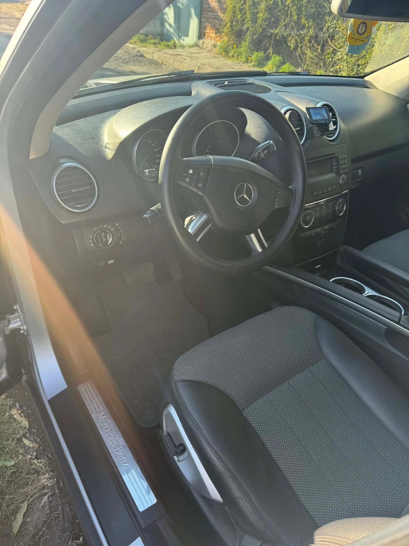 Mercedes-Benz ML ML 280cdi, снимка 7 - Автомобили и джипове - 53825730