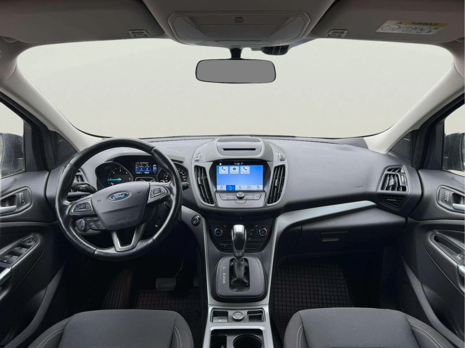 Ford Kuga 1.5 TDCI, снимка 11 - Автомобили и джипове - 53967573