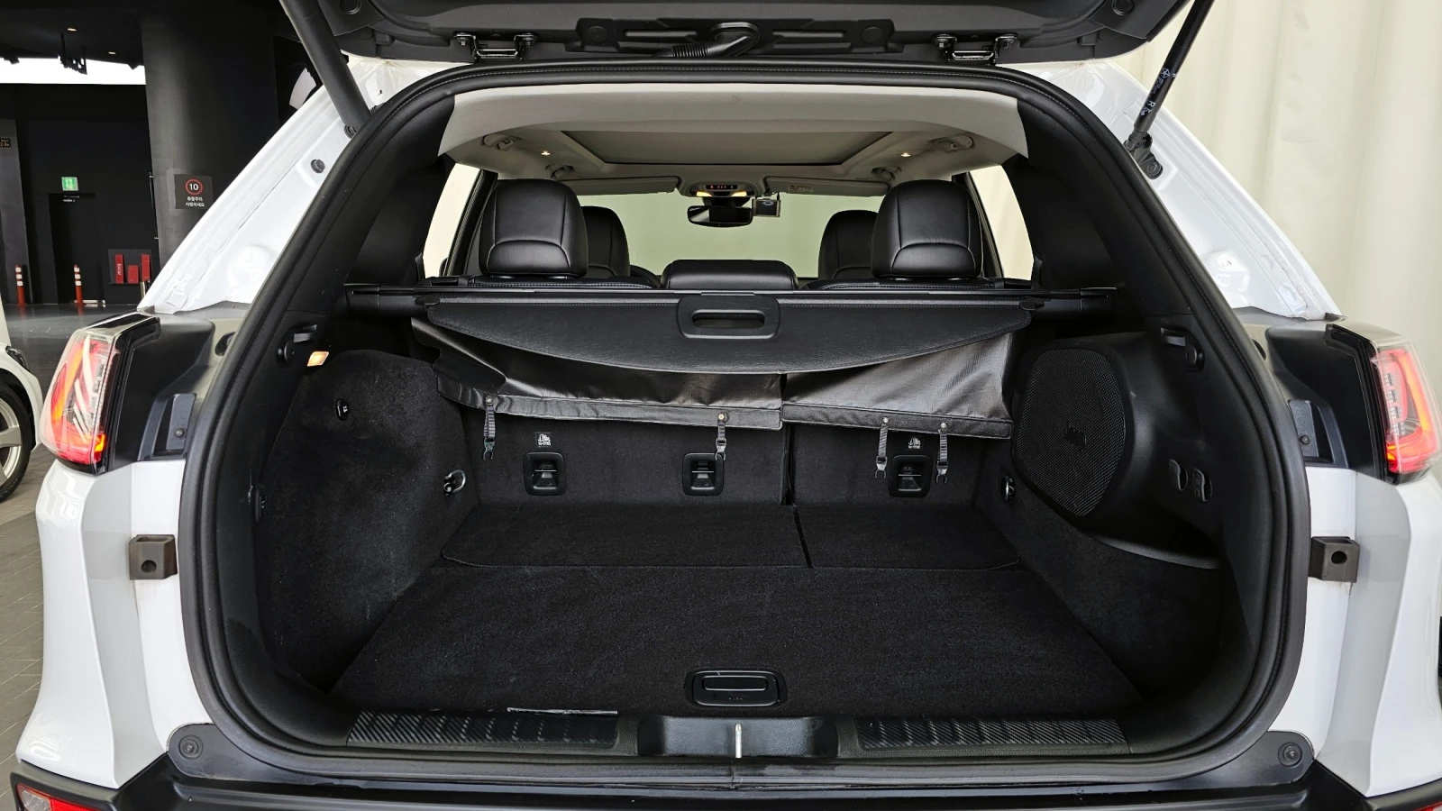 Jeep Compass (KL) * 2.4 Limited AWD, снимка 3 - Автомобили и джипове - 54635996