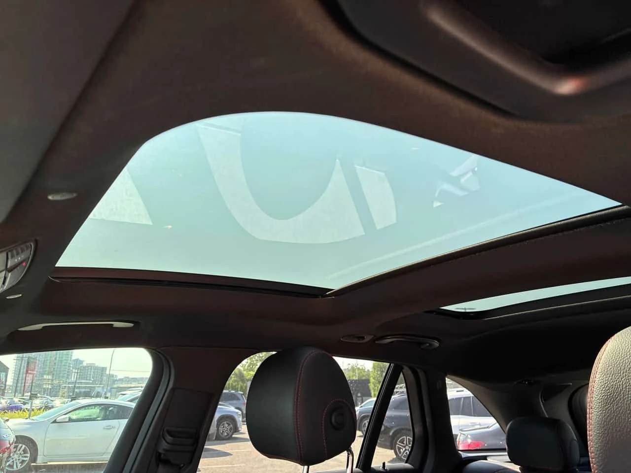 Mercedes-Benz GLC 43 AMG BURMESTER * PANO * АВТОКРЕДИТ, снимка 16 - Автомобили и джипове - 55193077